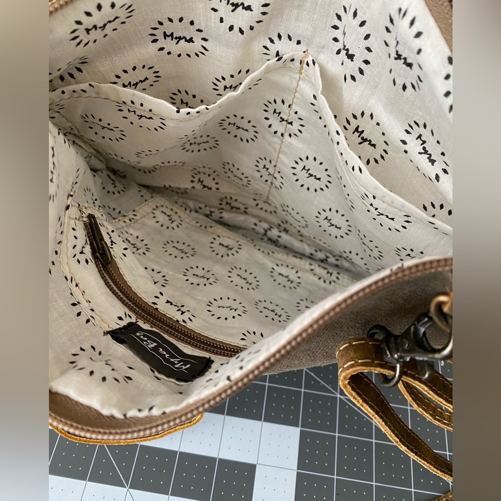 Myra Crossbody Bag Upcycled Tweed Gray Brown Cream Fall Western Leather Wristlet - Picture 11 of 15